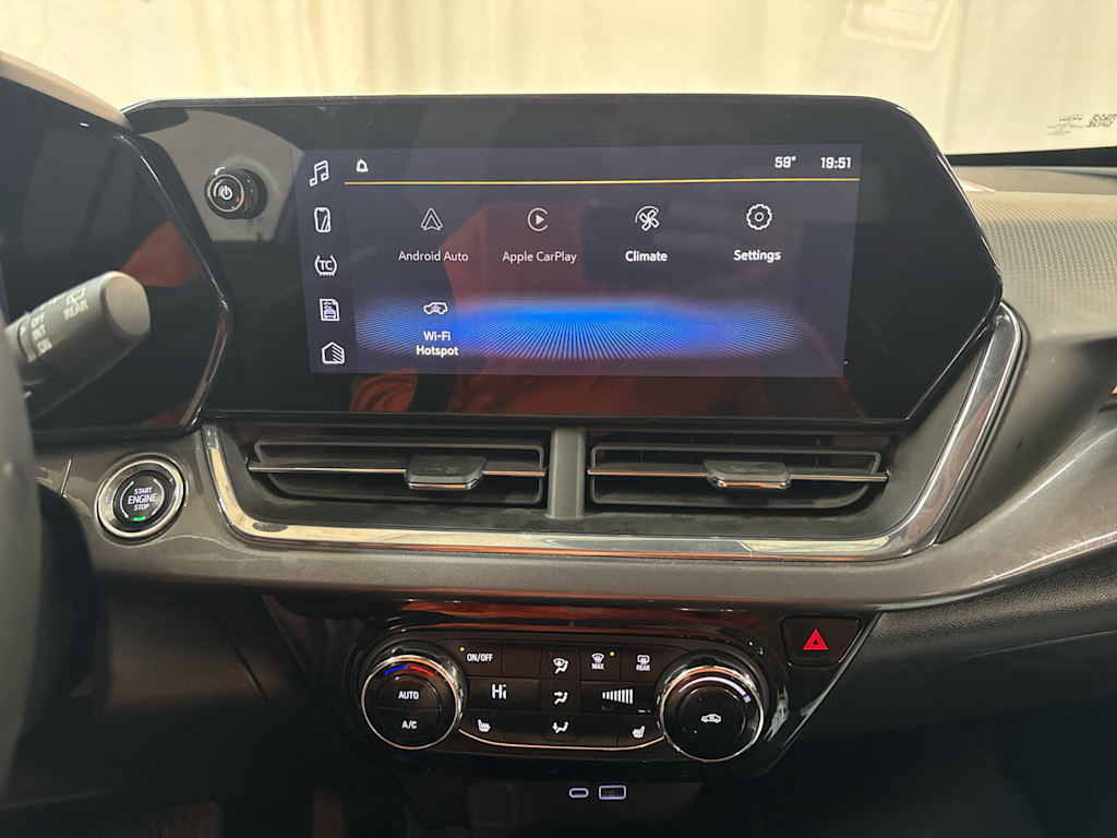 Thumbnail: 2025 Chevrolet Trax - 24