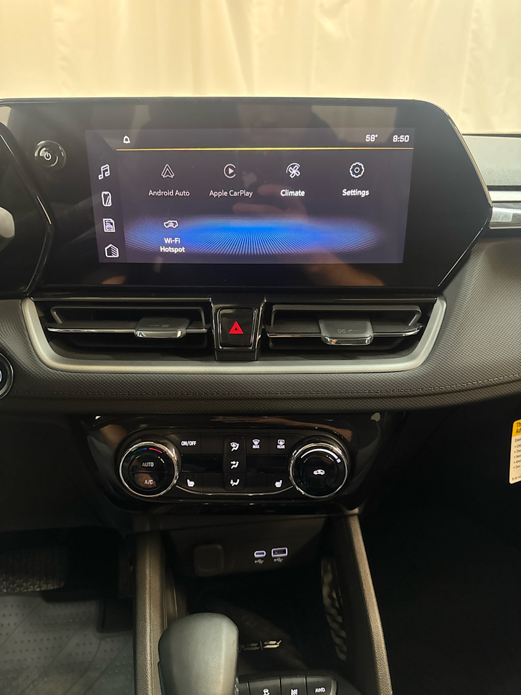 Thumbnail: 2025 Chevrolet TrailBlazer - 24