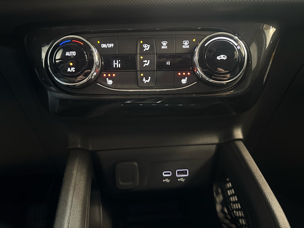 Thumbnail: 2025 Chevrolet TrailBlazer - 26