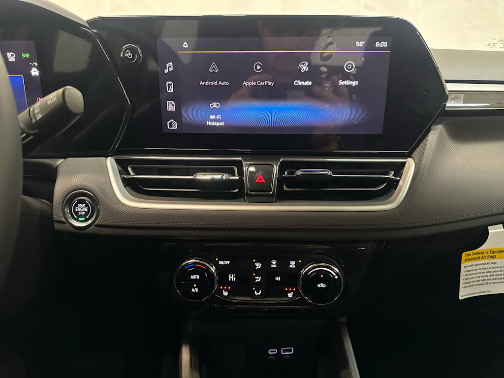 Thumbnail: 2025 Chevrolet TrailBlazer - 24