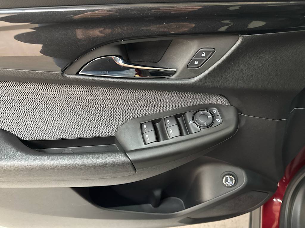 Thumbnail: 2025 Chevrolet TrailBlazer - 16