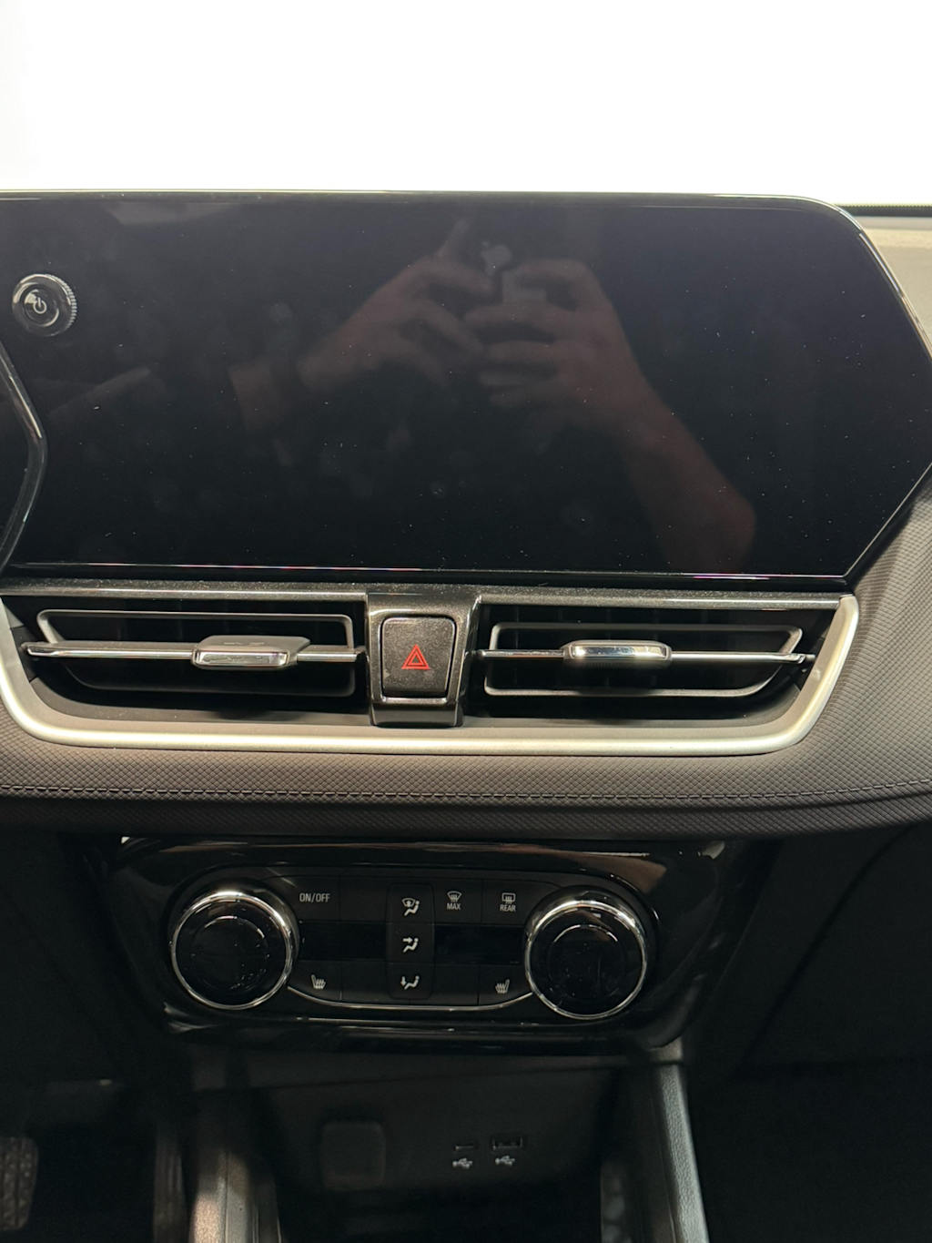 Thumbnail: 2025 Chevrolet TrailBlazer - 8