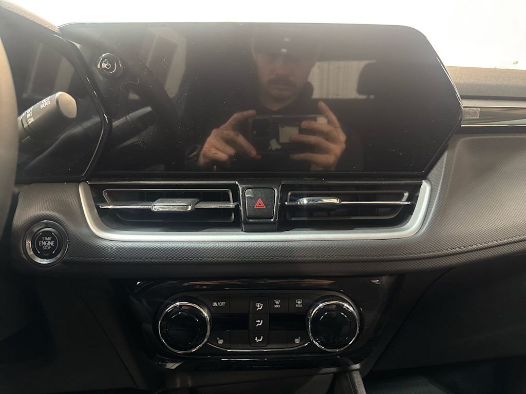 Thumbnail: 2025 Chevrolet TrailBlazer - 10