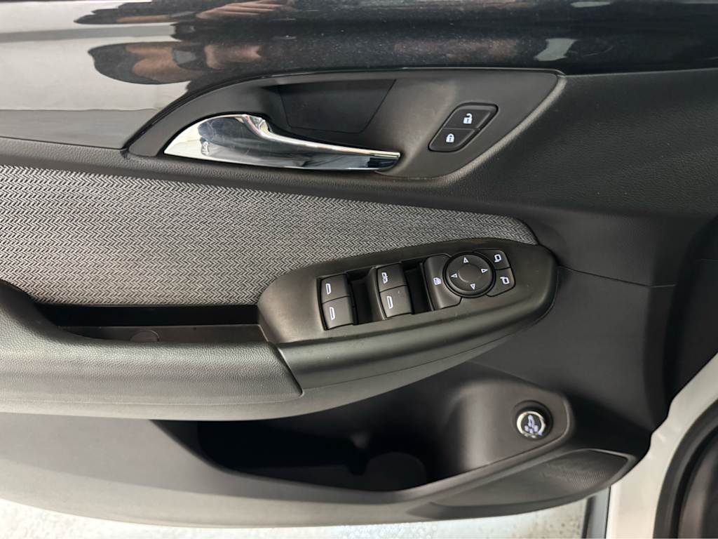 Thumbnail: 2025 Chevrolet TrailBlazer - 16