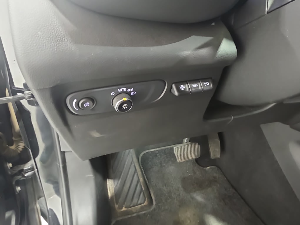 Thumbnail: 2022 Buick Envision - 21