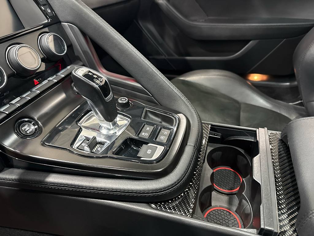 Thumbnail: 2016 Jaguar F-Type - 11