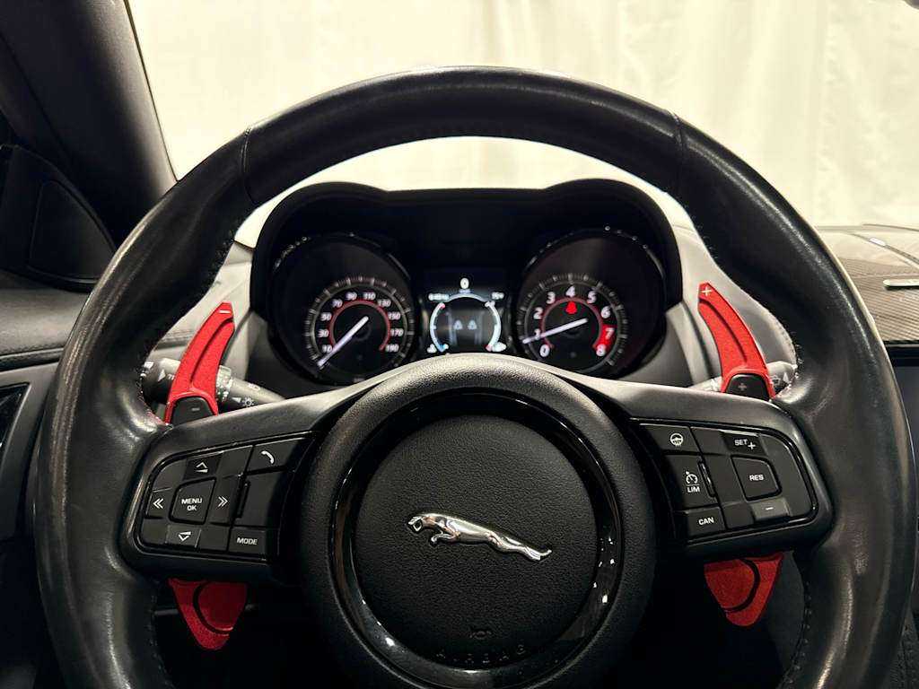 Thumbnail: 2016 Jaguar F-Type - 8