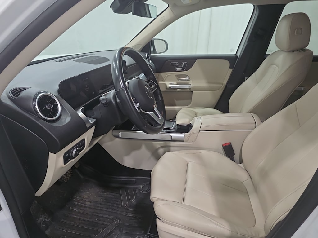 Thumbnail: 2022 Mercedes-Benz GLB - 7