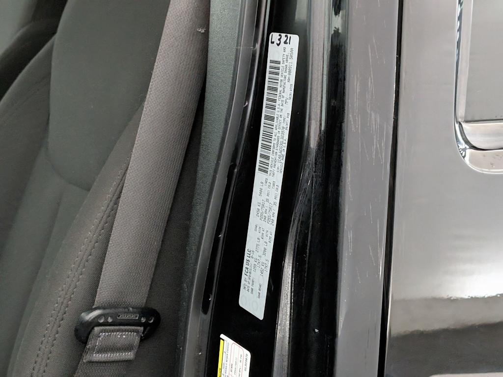 Thumbnail: 2016 Jeep Wrangler - 32