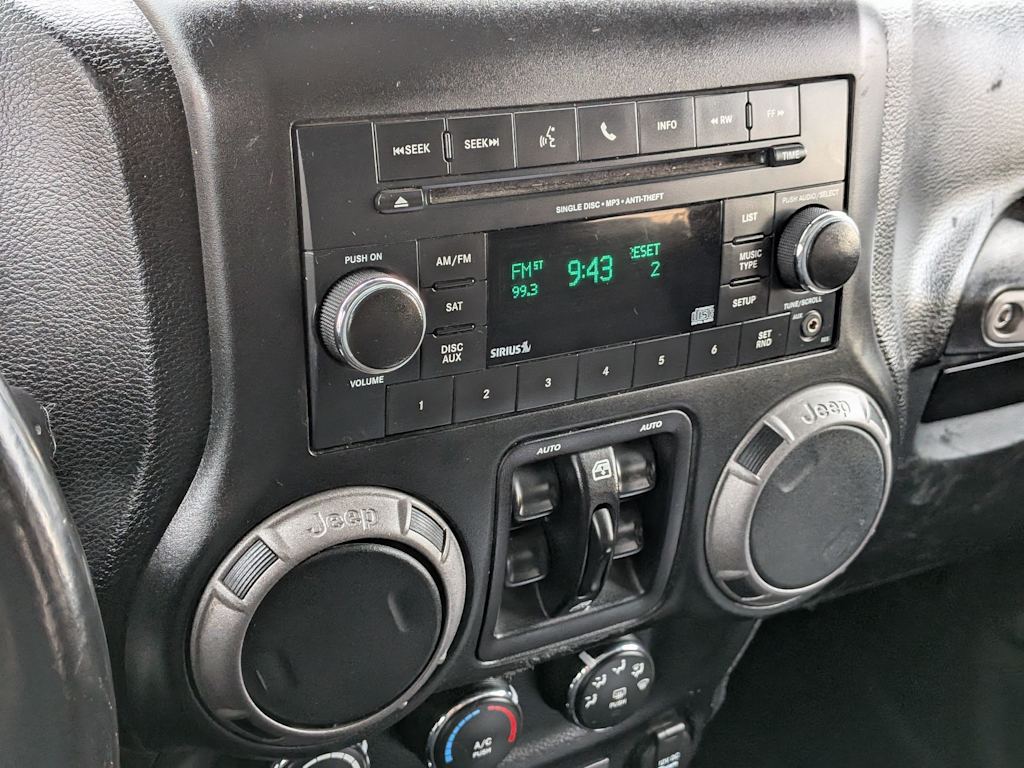 Thumbnail: 2016 Jeep Wrangler - 31