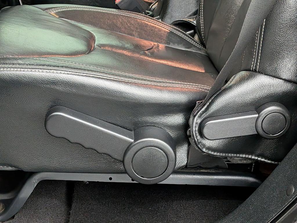 Thumbnail: 2017 Jeep Wrangler - 24