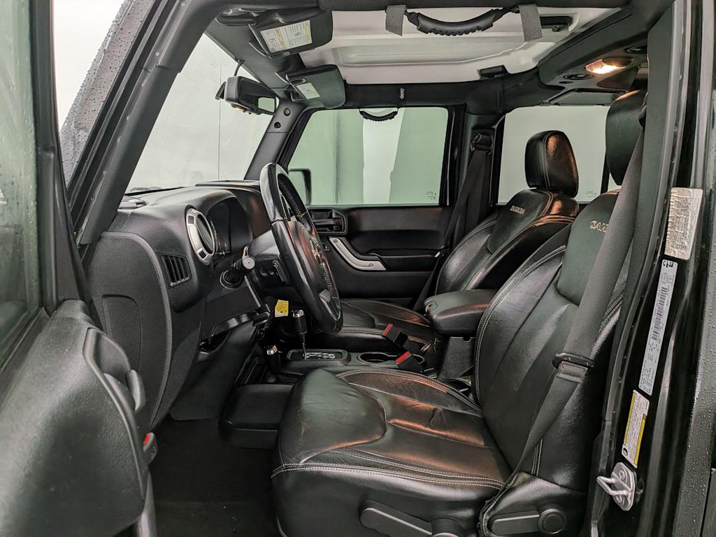 Thumbnail: 2017 Jeep Wrangler - 12