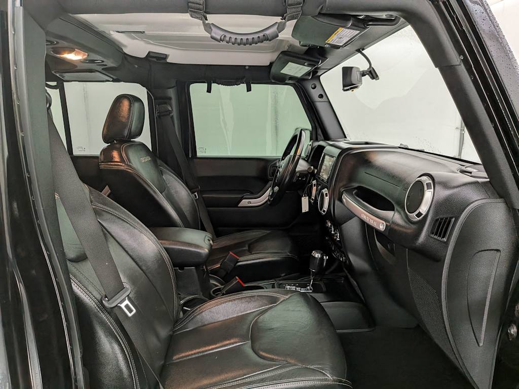 Thumbnail: 2017 Jeep Wrangler - 27