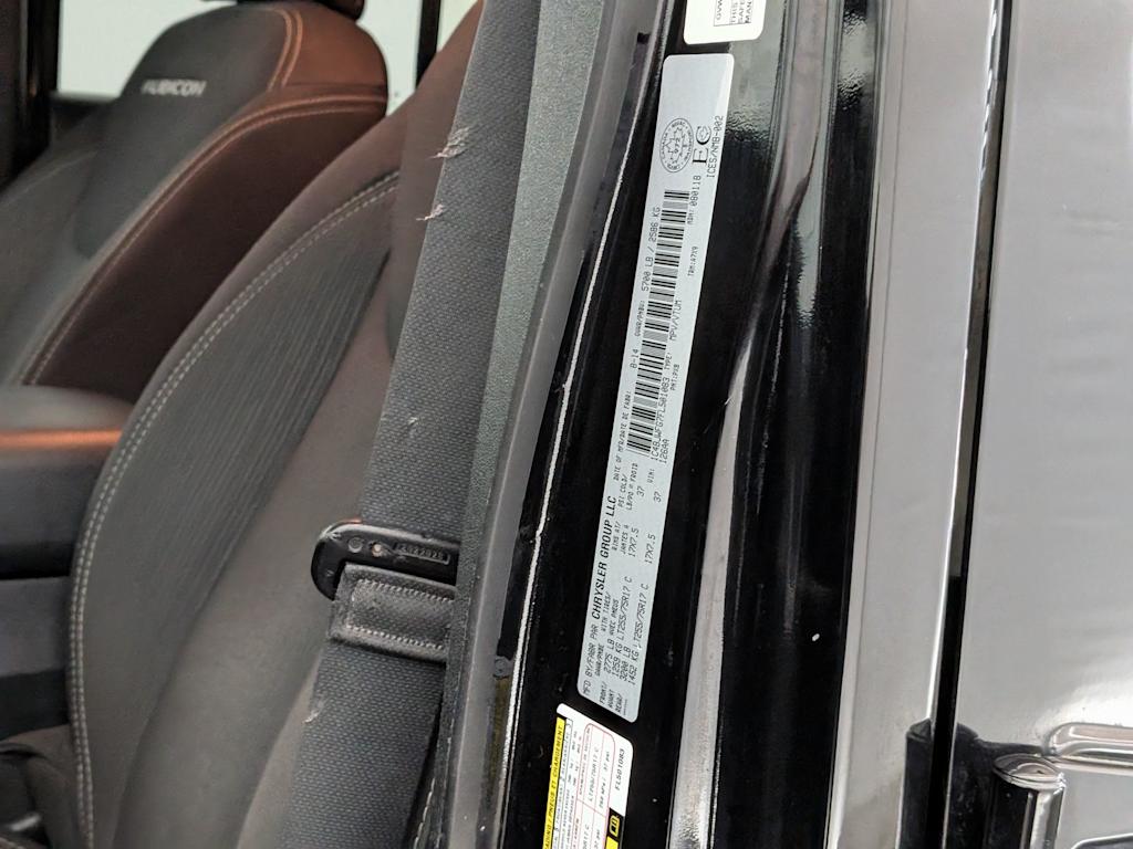 Thumbnail: 2015 Jeep Wrangler - 34