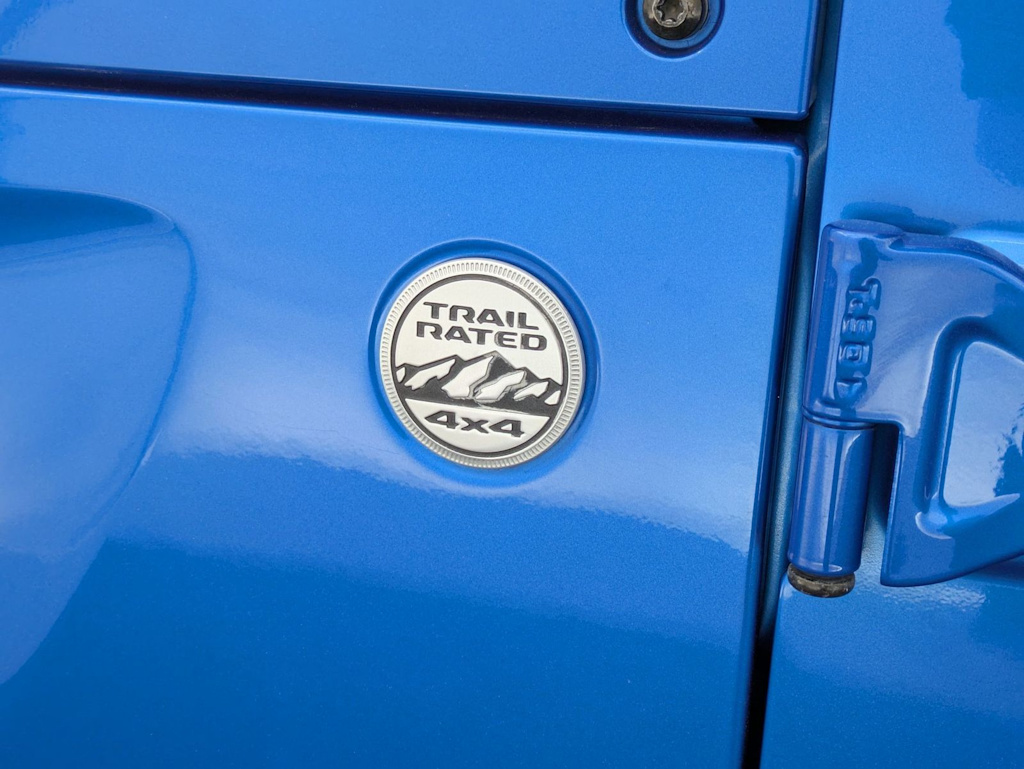 Thumbnail: 2023 Jeep Wrangler - 25