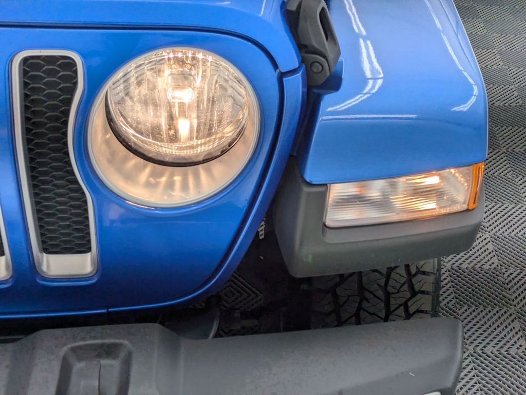 Thumbnail: 2023 Jeep Wrangler - 24