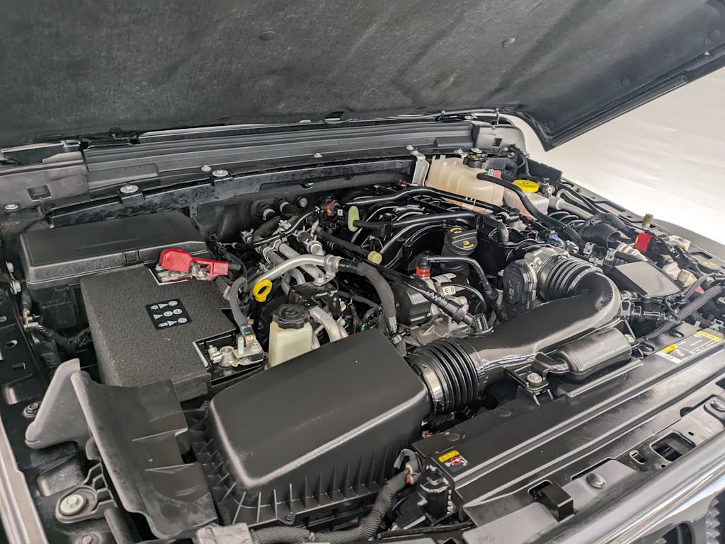 2023 Jeep Wrangler Unlimited Sahara 24