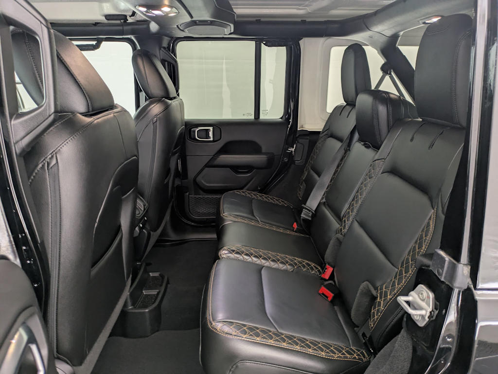 2023 Jeep Wrangler Unlimited Sahara 26