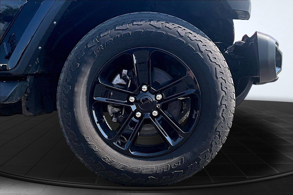 Thumbnail: 2023 Jeep Wrangler - 33