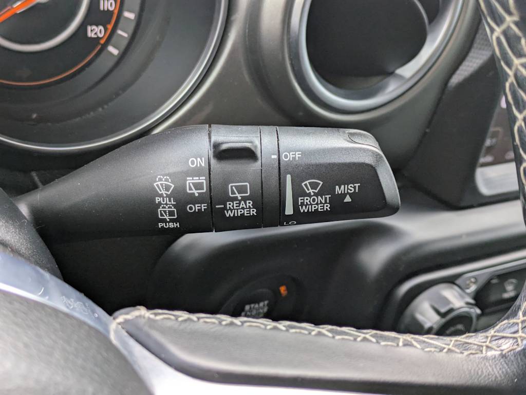 2020 Jeep Wrangler Unlimited Sahara 16