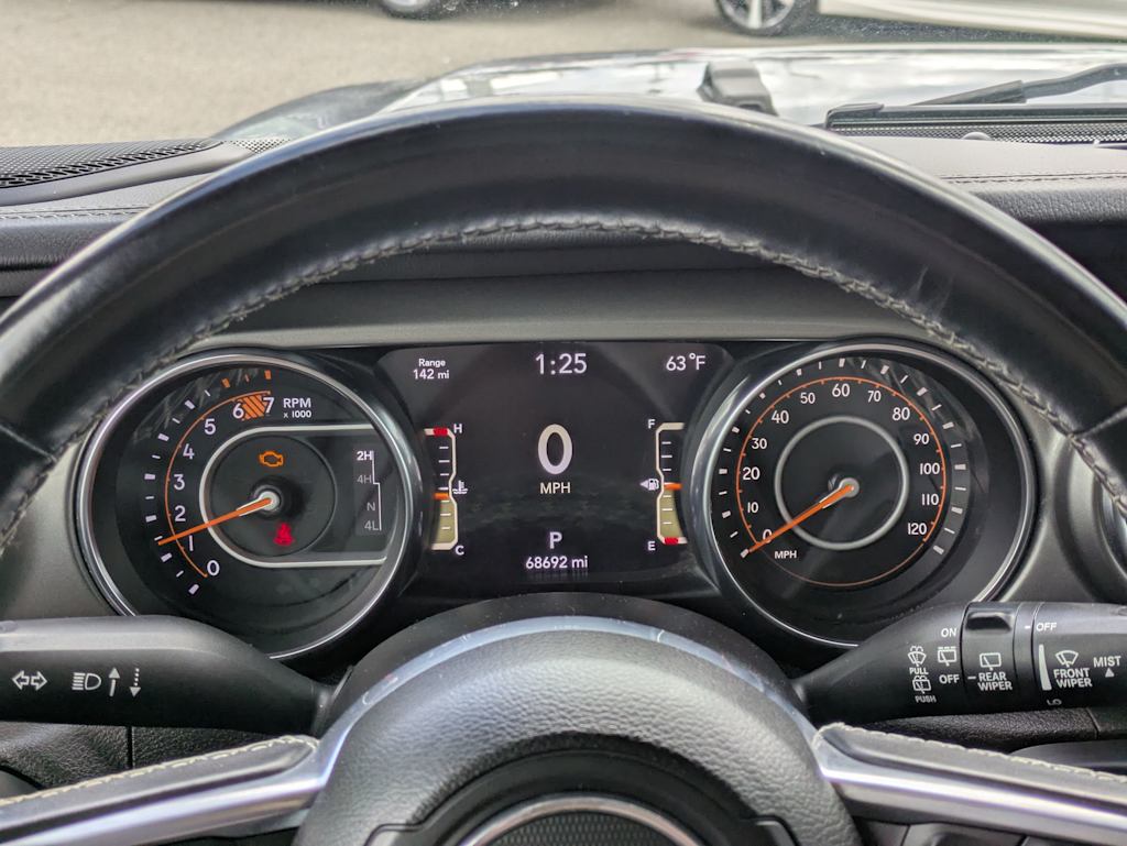 2020 Jeep Wrangler Unlimited Sahara 17