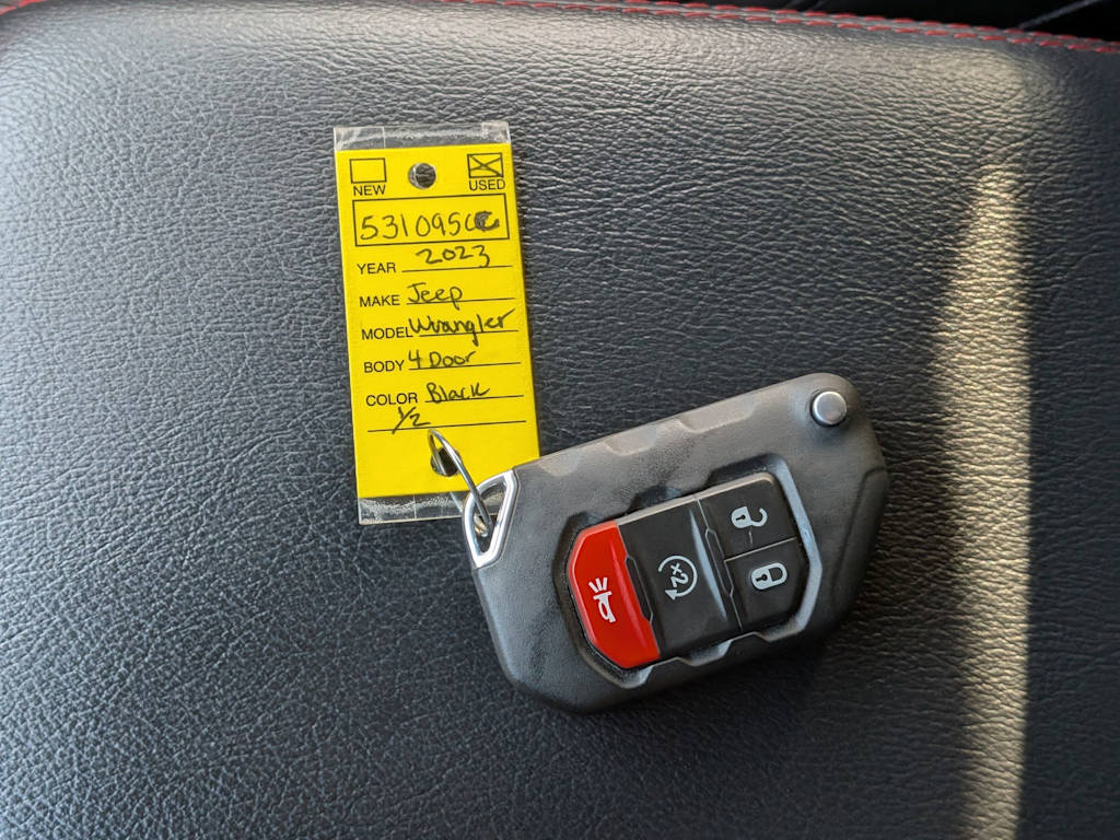 Thumbnail: 2023 Jeep Wrangler - 19