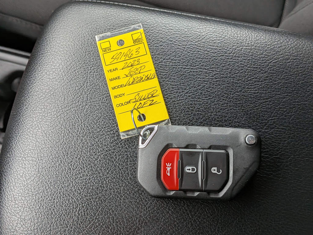 Thumbnail: 2023 Jeep Wrangler - 18