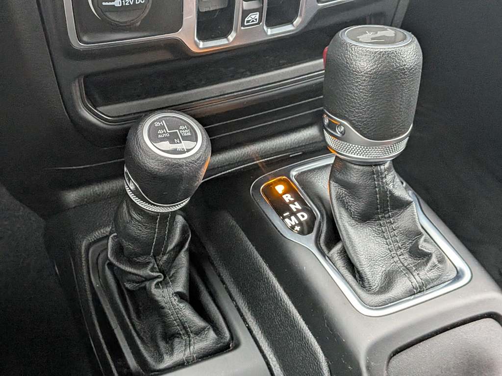 Thumbnail: 2023 Jeep Wrangler - 15