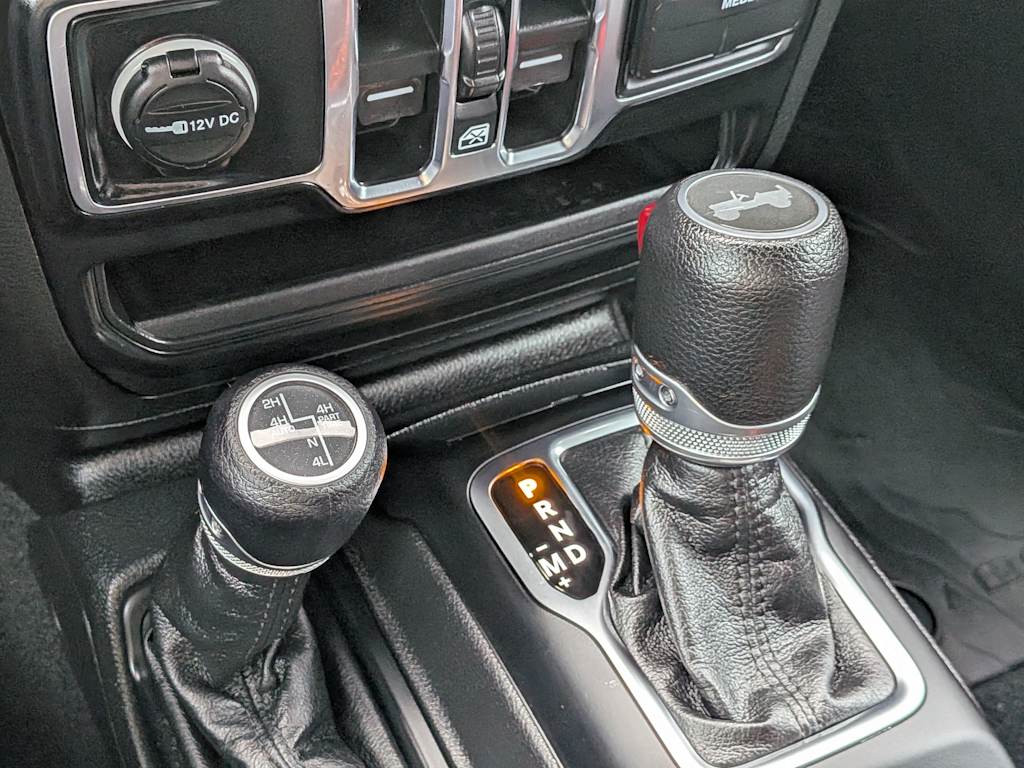 Thumbnail: 2023 Jeep Wrangler - 35