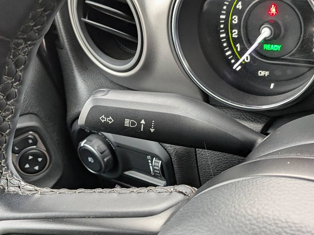 Thumbnail: 2023 Jeep Wrangler - 32