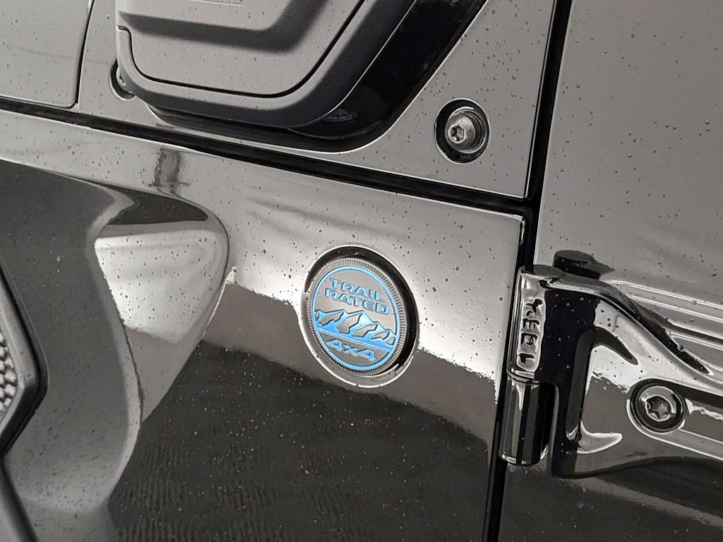 Thumbnail: 2023 Jeep Wrangler - 23