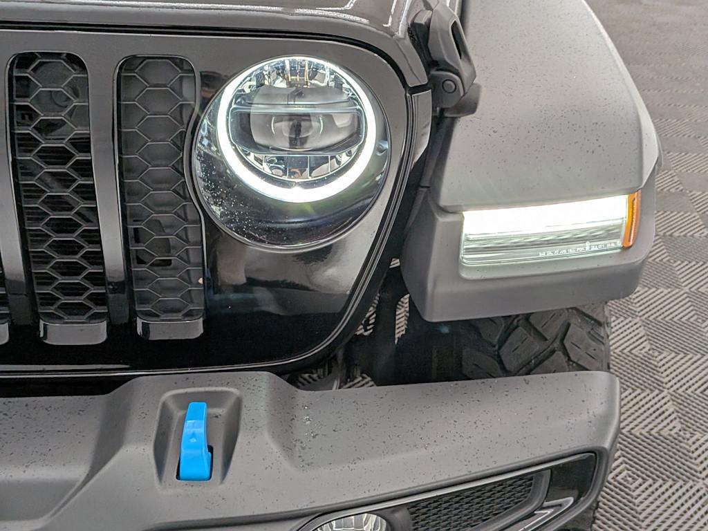 Thumbnail: 2023 Jeep Wrangler - 22