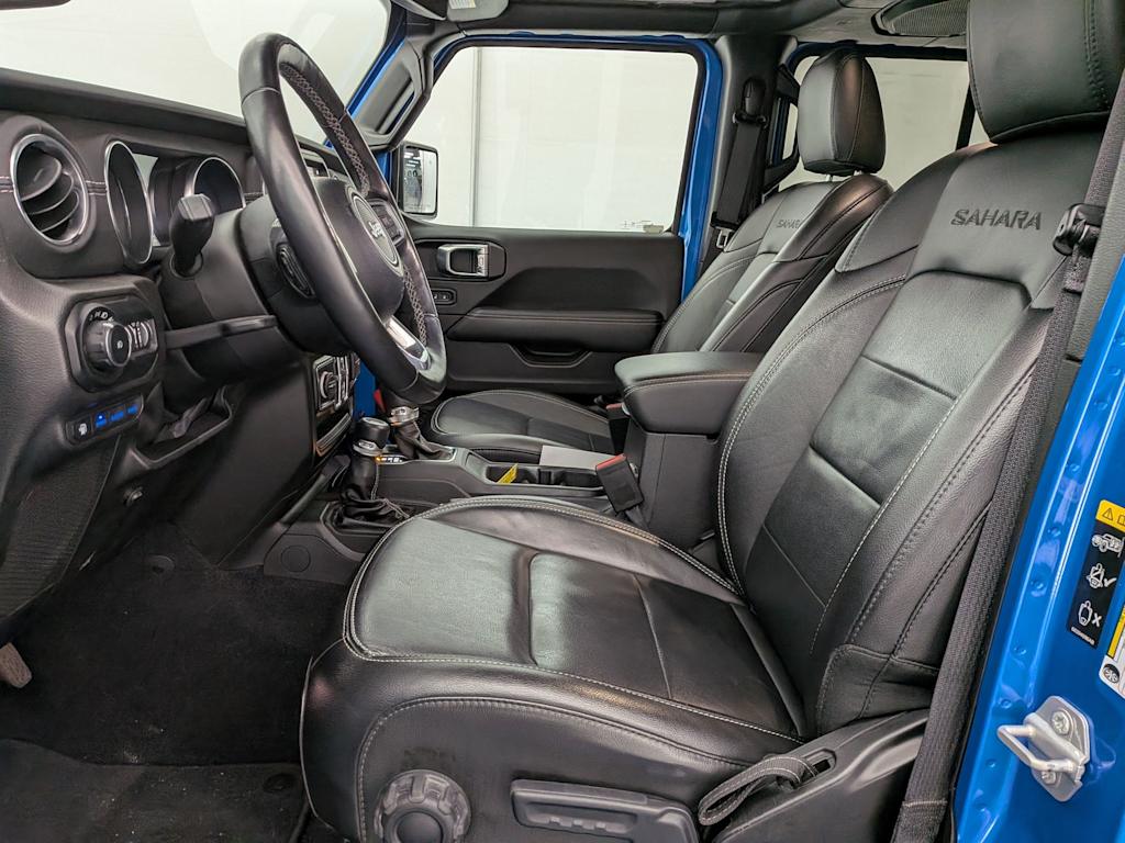 Thumbnail: 2022 Jeep Wrangler - 10