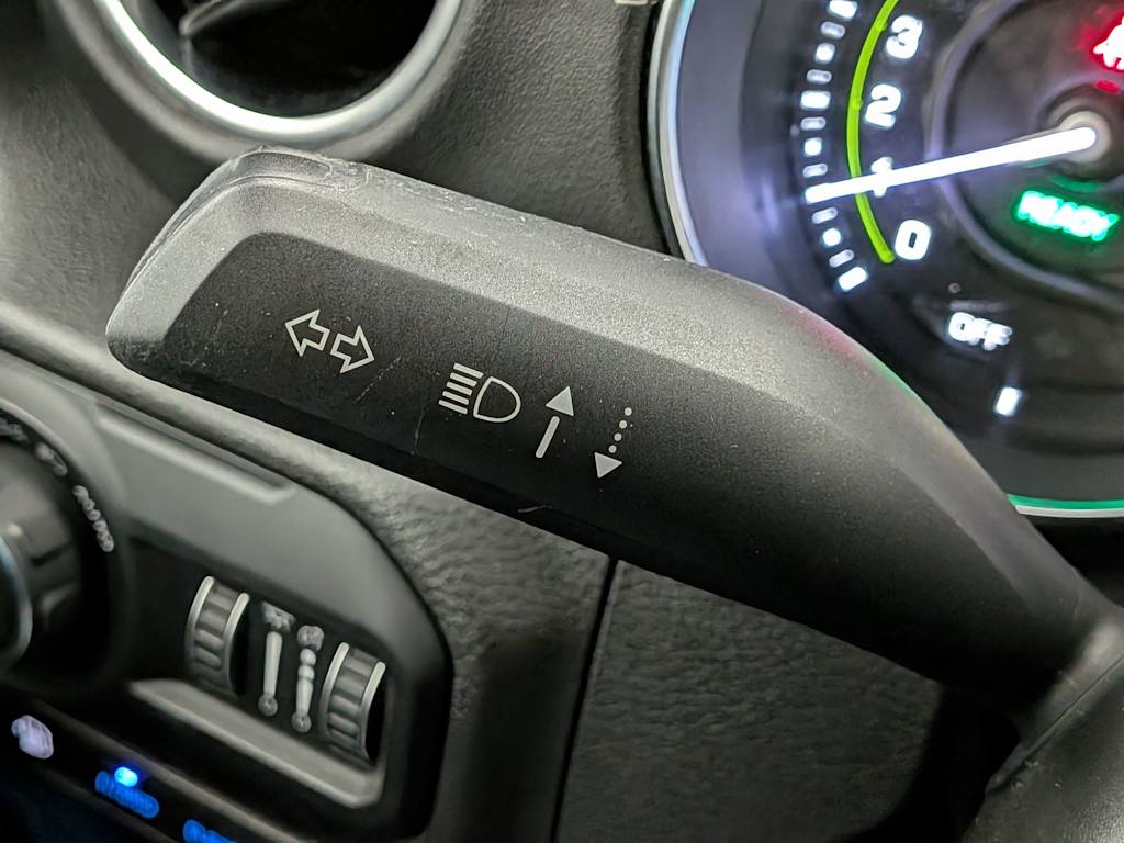 Thumbnail: 2022 Jeep Wrangler - 31