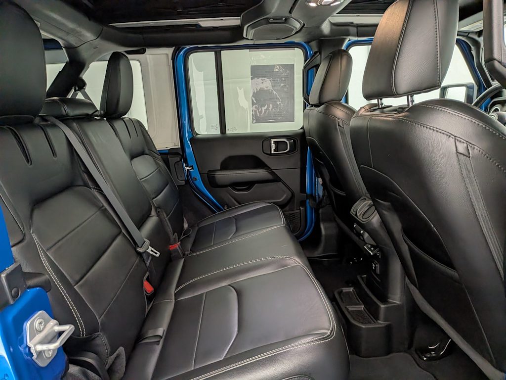 Thumbnail: 2022 Jeep Wrangler - 28