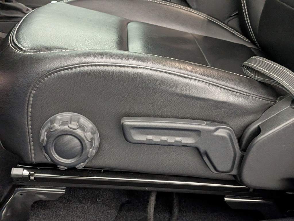 Thumbnail: 2021 Jeep Wrangler - 26