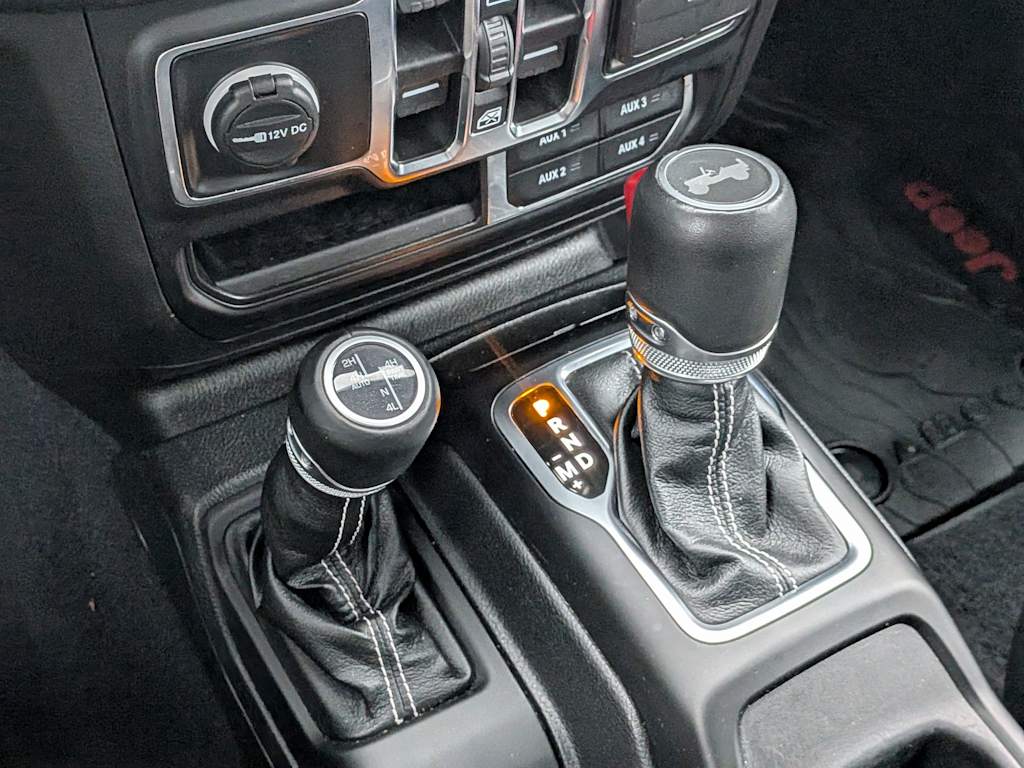 Thumbnail: 2023 Jeep Wrangler - 14