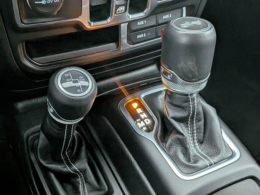 Thumbnail: 2023 Jeep Wrangler - 16