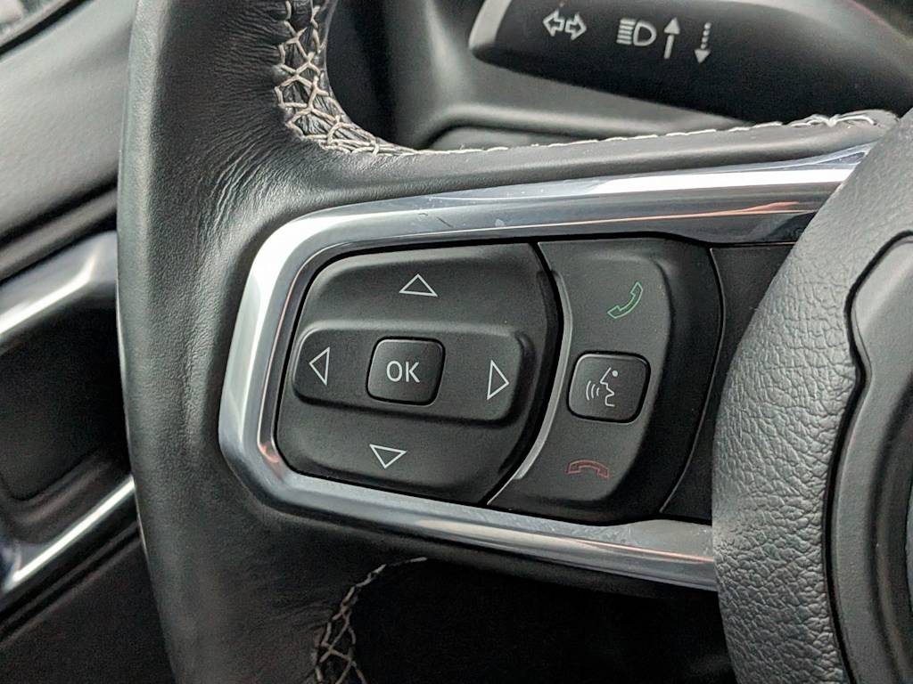 Thumbnail: 2023 Jeep Wrangler - 28