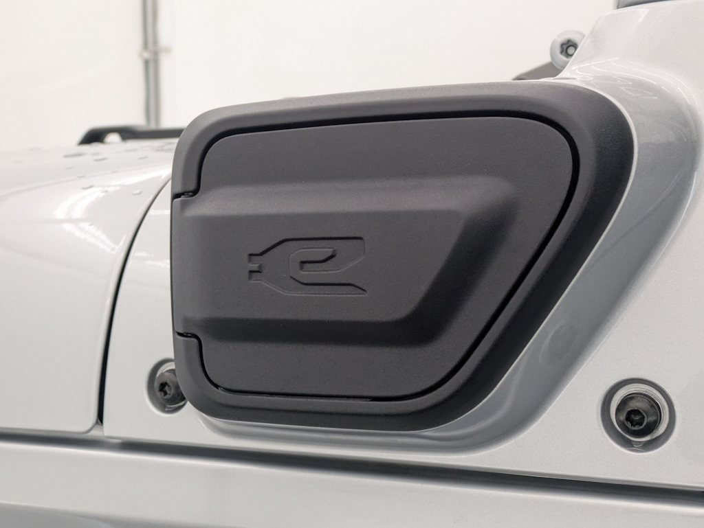 Thumbnail: 2023 Jeep Wrangler - 27
