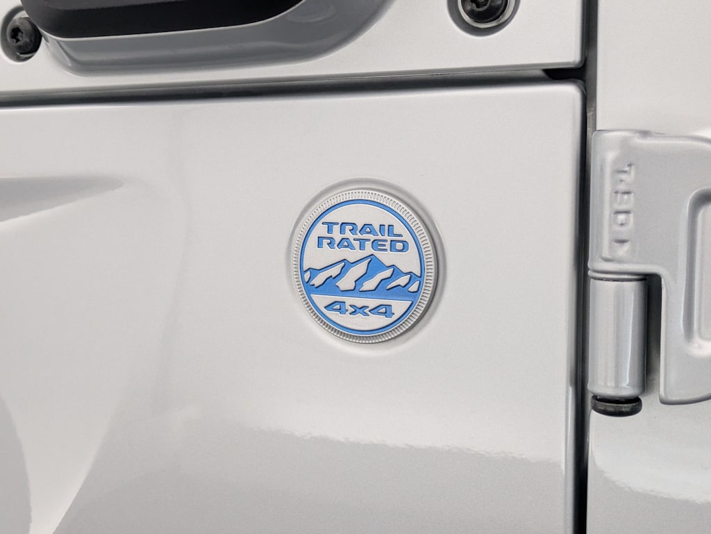 Thumbnail: 2023 Jeep Wrangler - 25