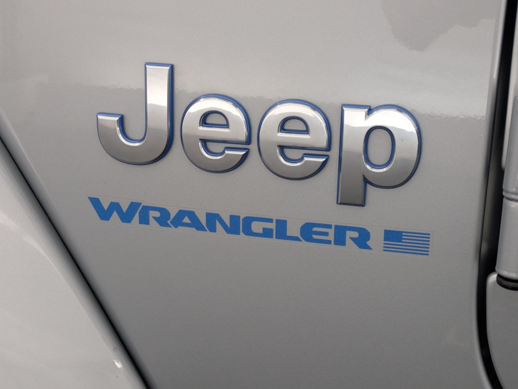 Thumbnail: 2023 Jeep Wrangler - 7