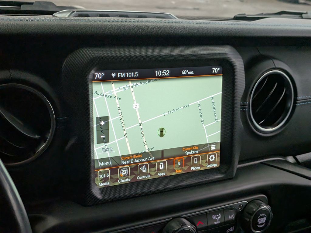 Thumbnail: 2022 Jeep Wrangler - 34