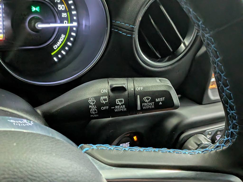 Thumbnail: 2022 Jeep Wrangler - 32