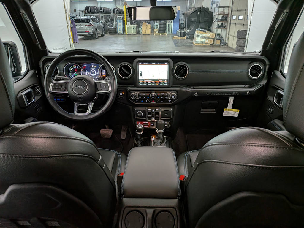 Thumbnail: 2022 Jeep Wrangler - 9