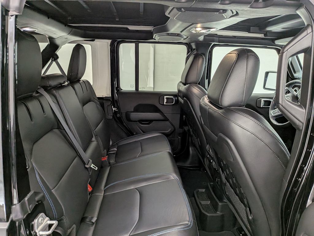 Thumbnail: 2022 Jeep Wrangler - 29