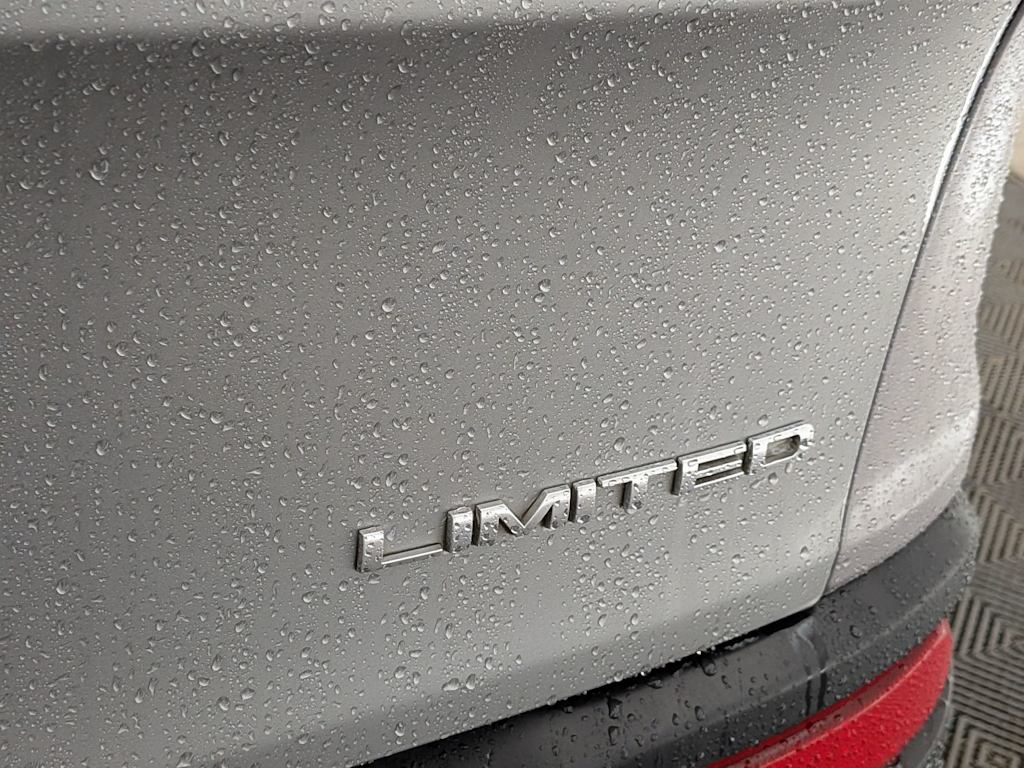 Thumbnail: 2016 Jeep Cherokee - 26