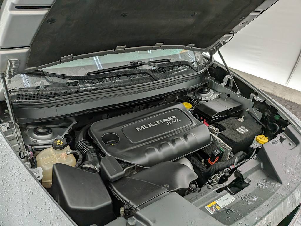 Thumbnail: 2016 Jeep Cherokee - 9