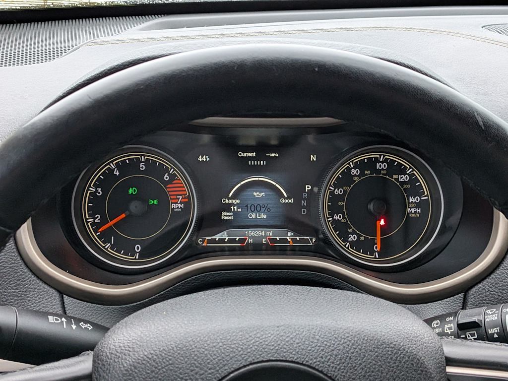 Thumbnail: 2016 Jeep Cherokee - 17