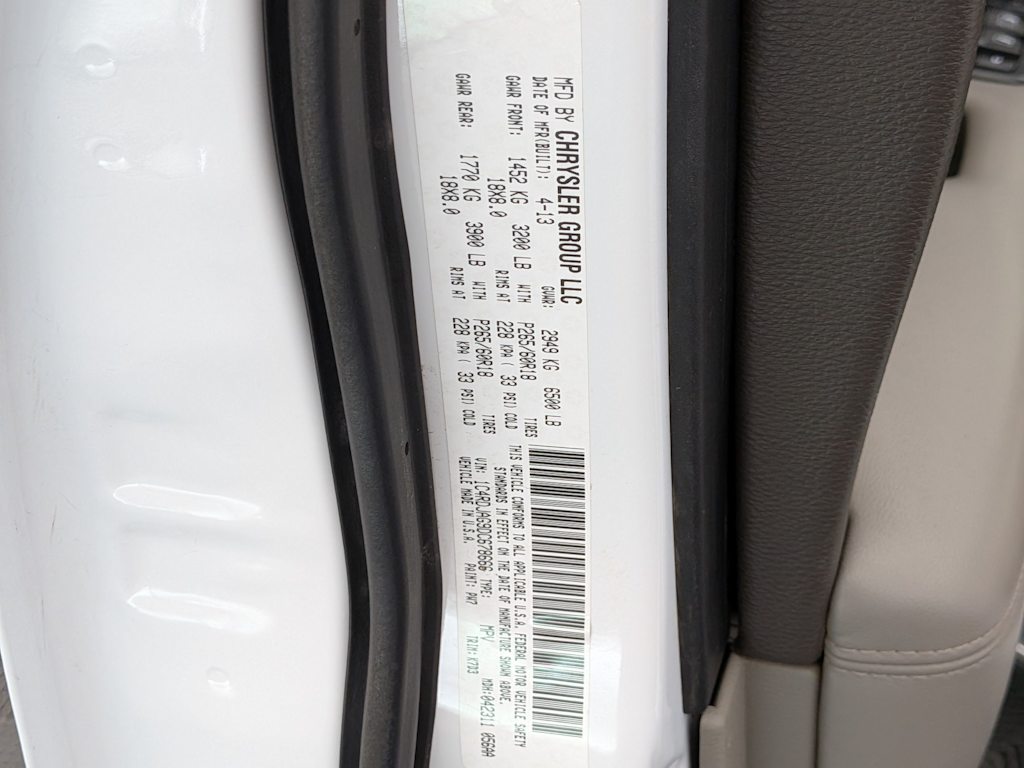 Thumbnail: 2013 Dodge Durango - 20
